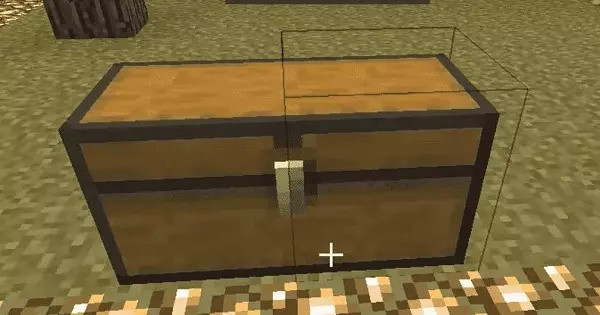 How do you make a large chest in Minecraft?